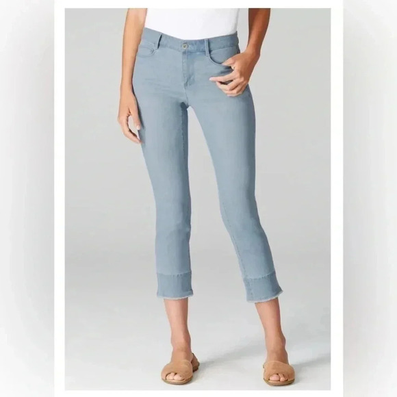 J Jill Jeans Cropped Authentic Fit Oxford Wash NWT Size 28 Raw Hem Elastic Waist - Picture 1 of 12